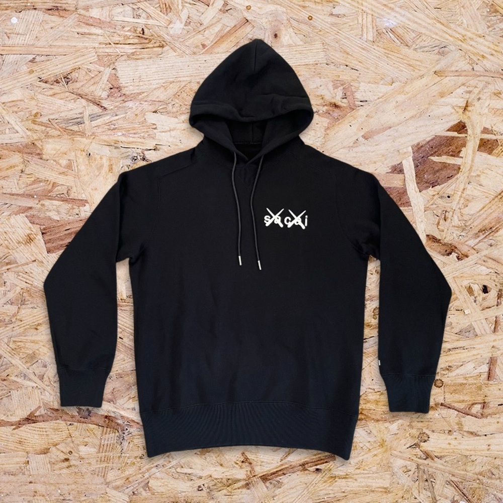 🖤 NWT🖤 KAWS x SACAI Embroidery Hoodie
